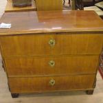 370 7386 CHEST OF DRAWERS